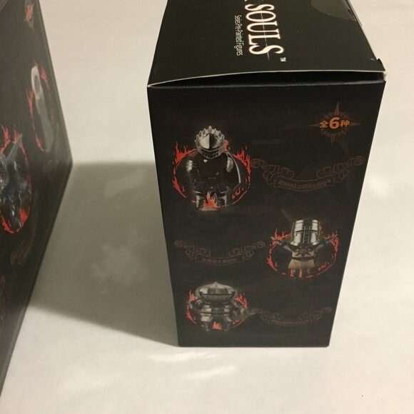 Official Actoys Dark Souls Figurine Fire Keeper - Picture 15 of 16